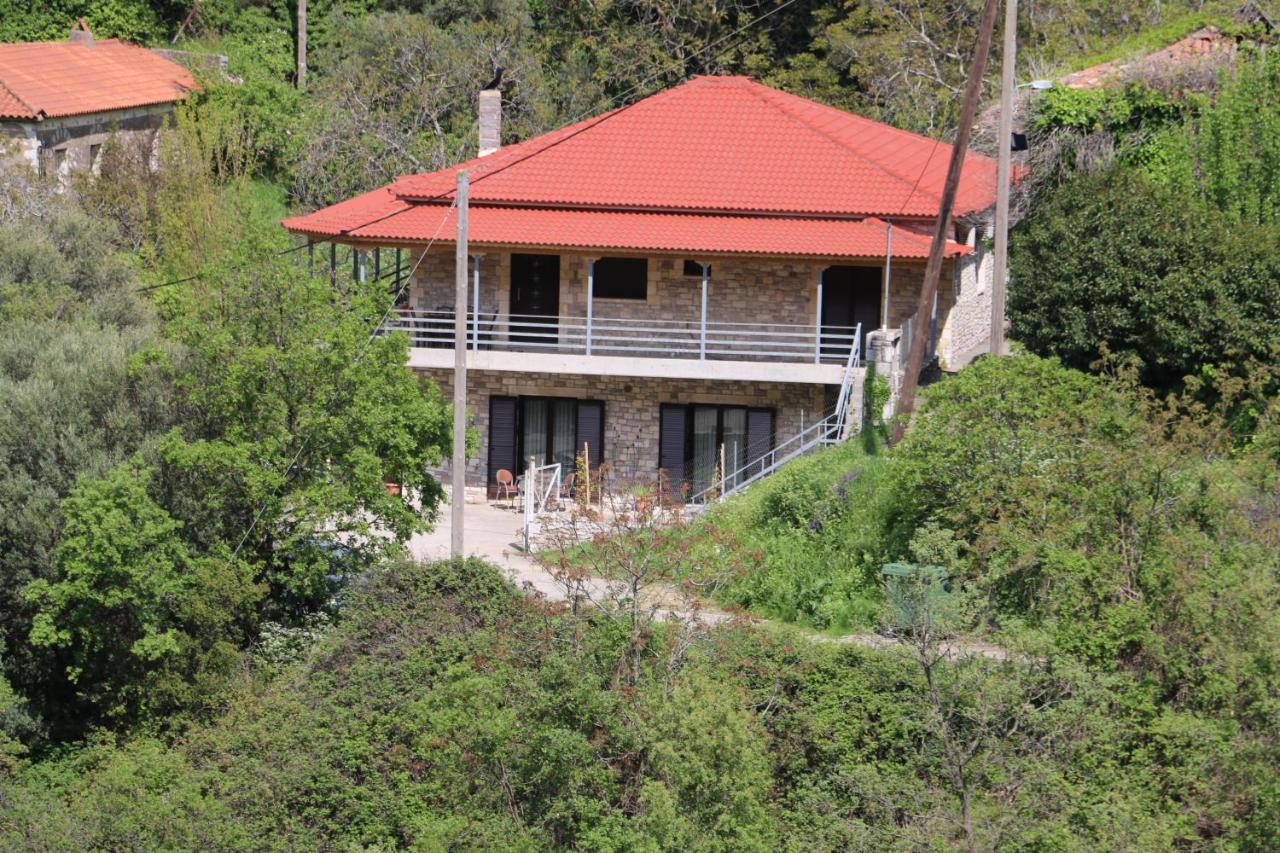Miterra Cozy Apartments Andritsaina Exterior photo
