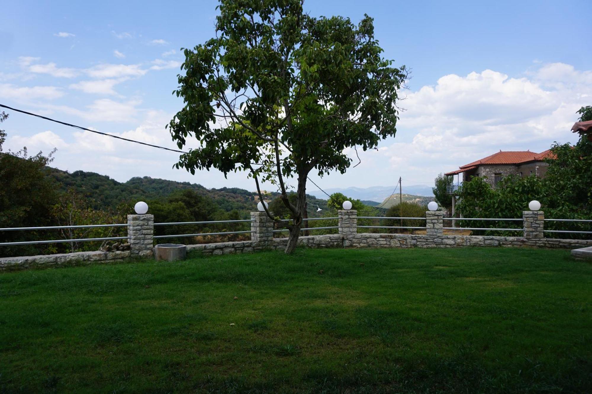 Miterra Cozy Apartments Andritsaina Exterior photo