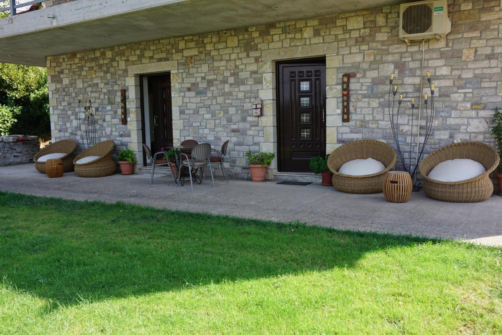 Miterra Cozy Apartments Andritsaina Exterior photo